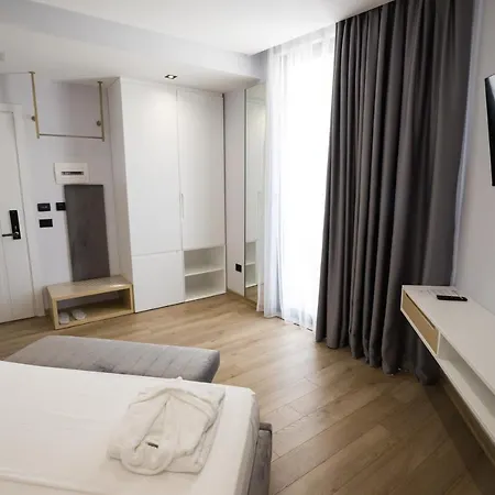 Mirage Hotell