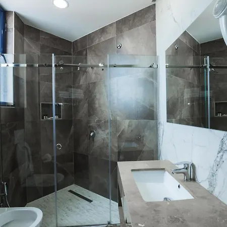 Mirage 4* Golem (Tirana)