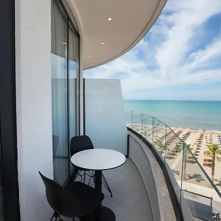 Hotell Mirage Golem (Tirana)