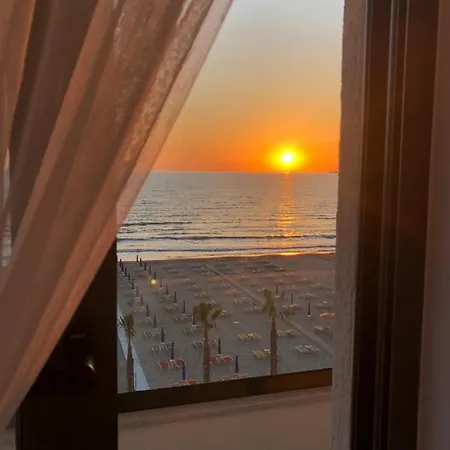 Mirage Golem (Tirana)